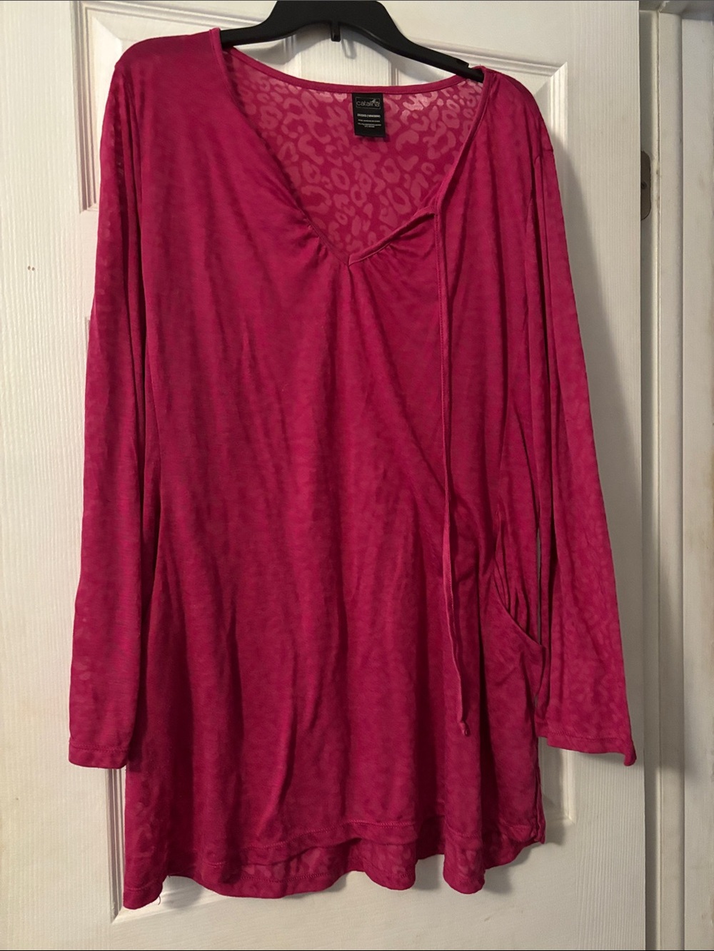 Catalina Fuchsia Long-Sleeve V-Neck Tunic with Subtle Animal Print
